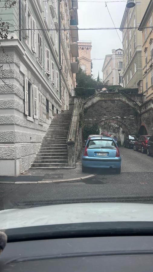 Alla Scalinata Del Teatro Rossetti Confort Suites Parcheggio Trieste Exterior photo